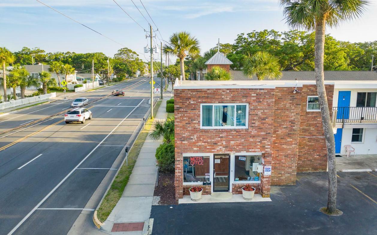 Royal Palms Motel タイビーアイランド エクステリア 写真